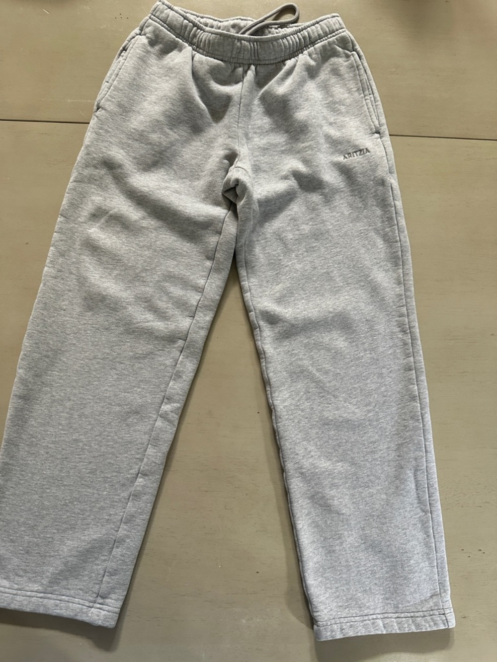 Aritzia TNA Cozy Sweatfleece Mega Fit Joggers - Heather Gray - 2XS - like new